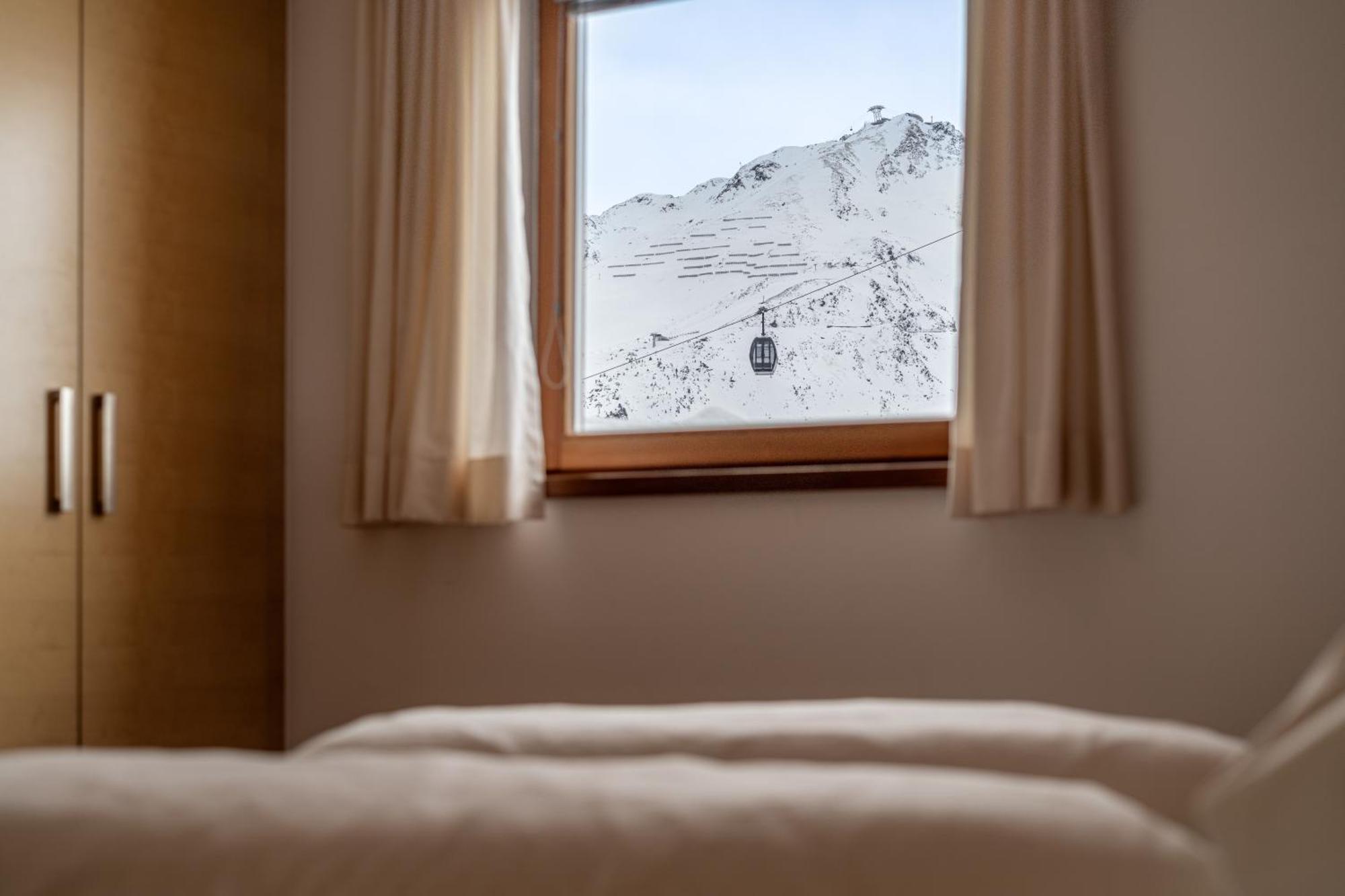 Hotel Hochsoelden Esterno foto