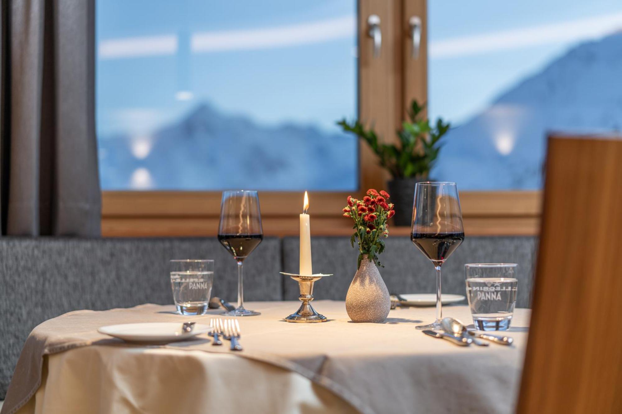 Hotel Hochsoelden Esterno foto